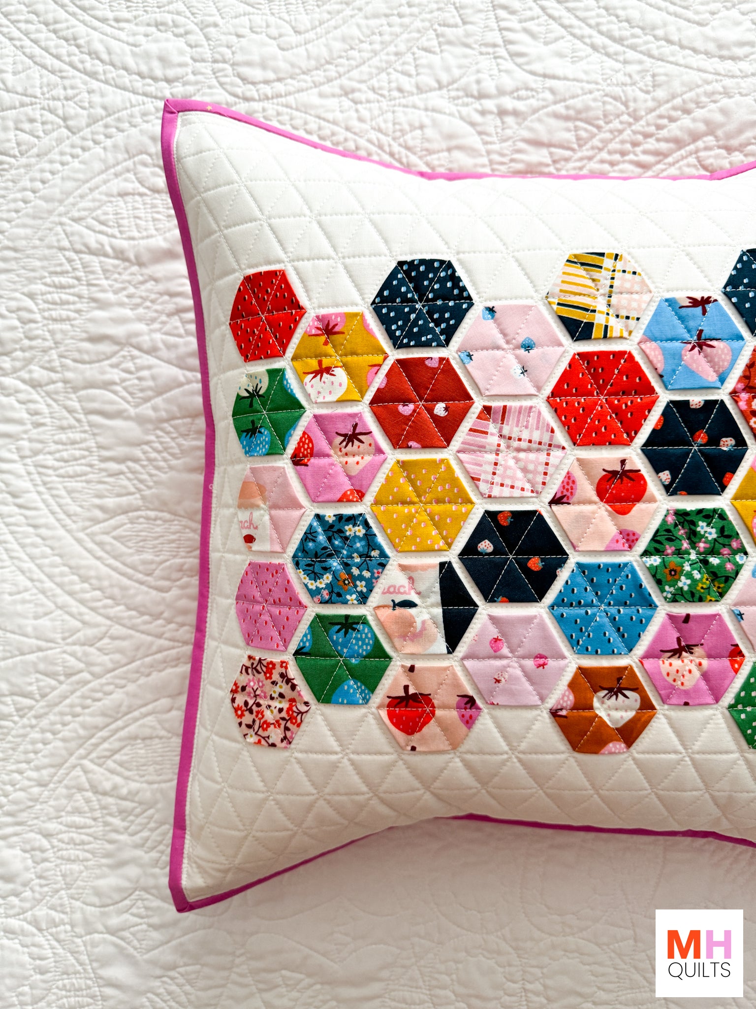 Hexie Pillow - Strawberry and Friends Version