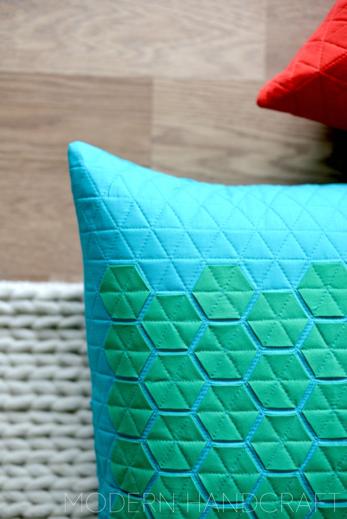 Hexie Pillow / Confetti Cottons Version | modernhandcraft