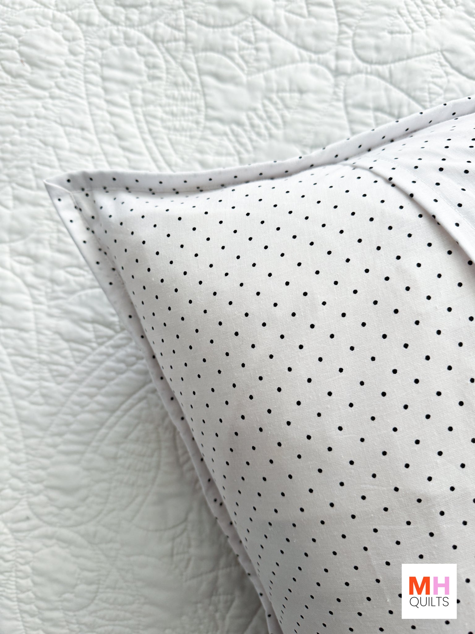 Hexie Pillow - Hey Boo Version