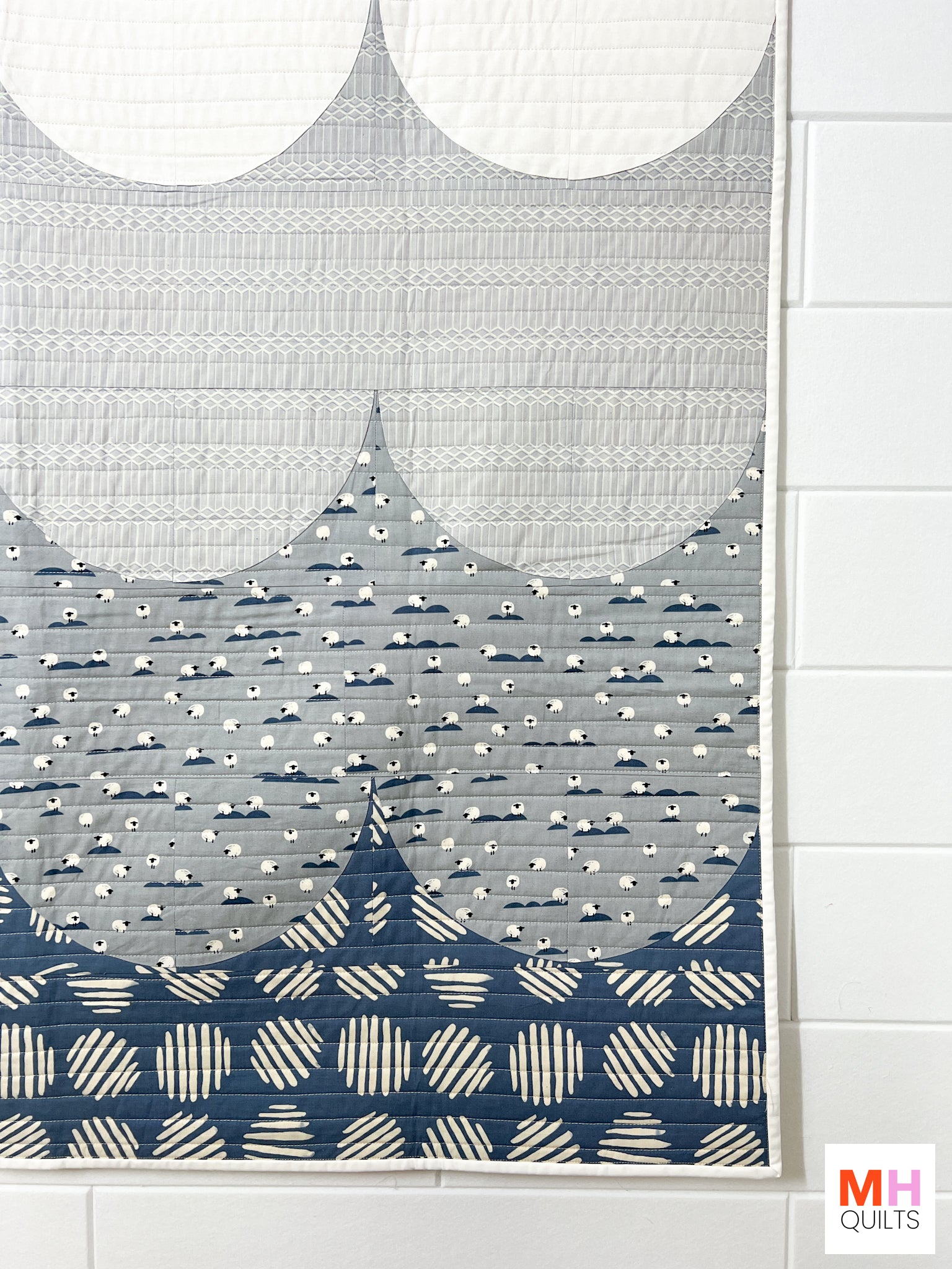 Scallop Quilt - Gray Panorama Version