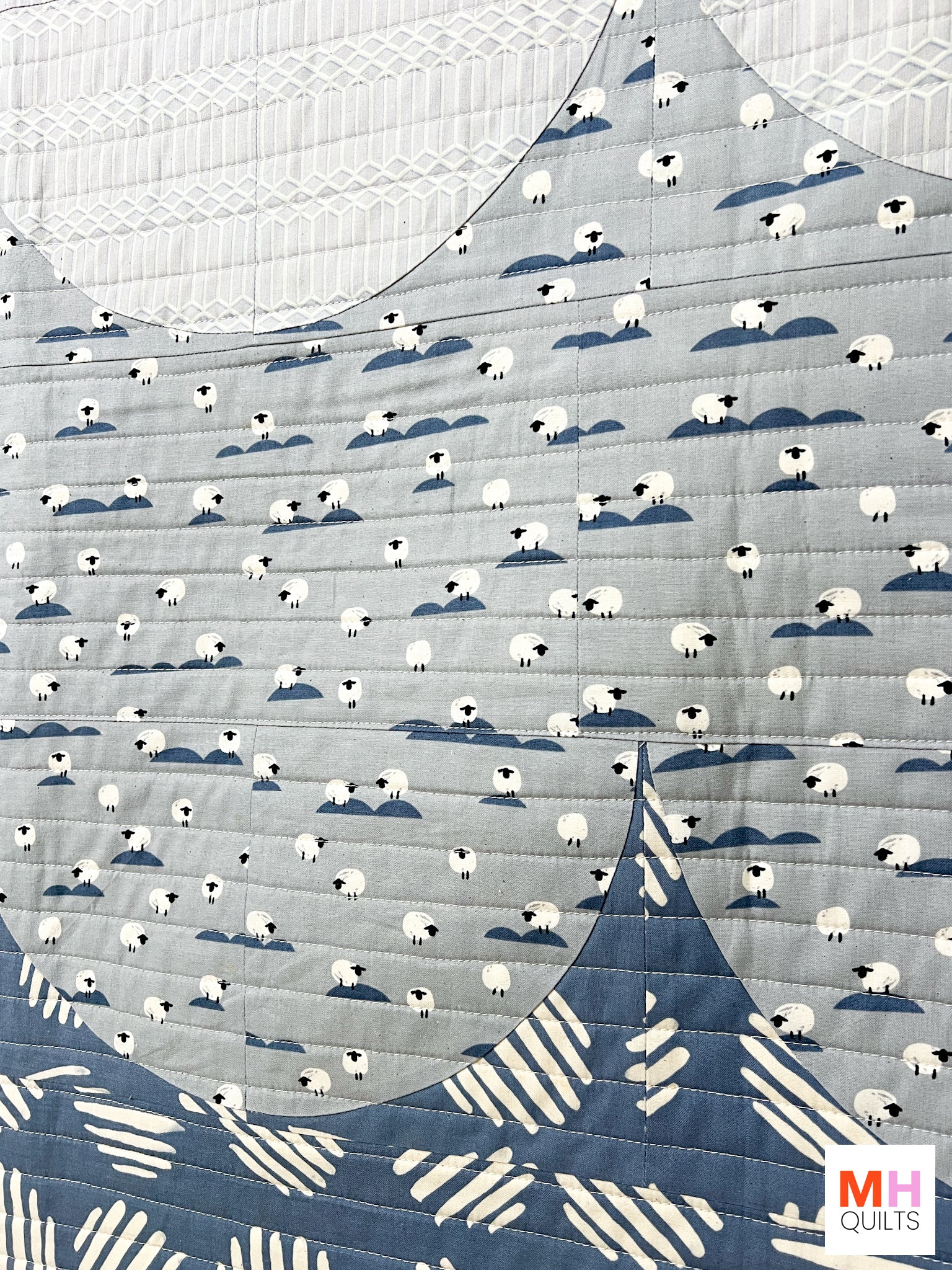 Scallop Quilt - Gray Panorama Version