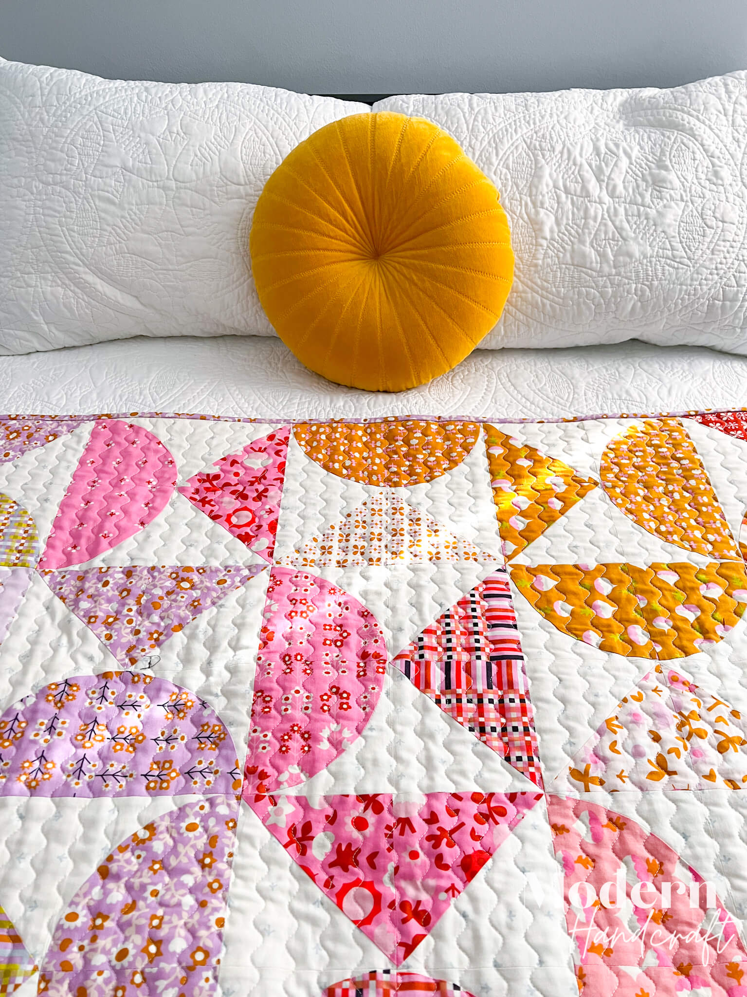 Pivot Quilt Petunia Version modernhandcraft