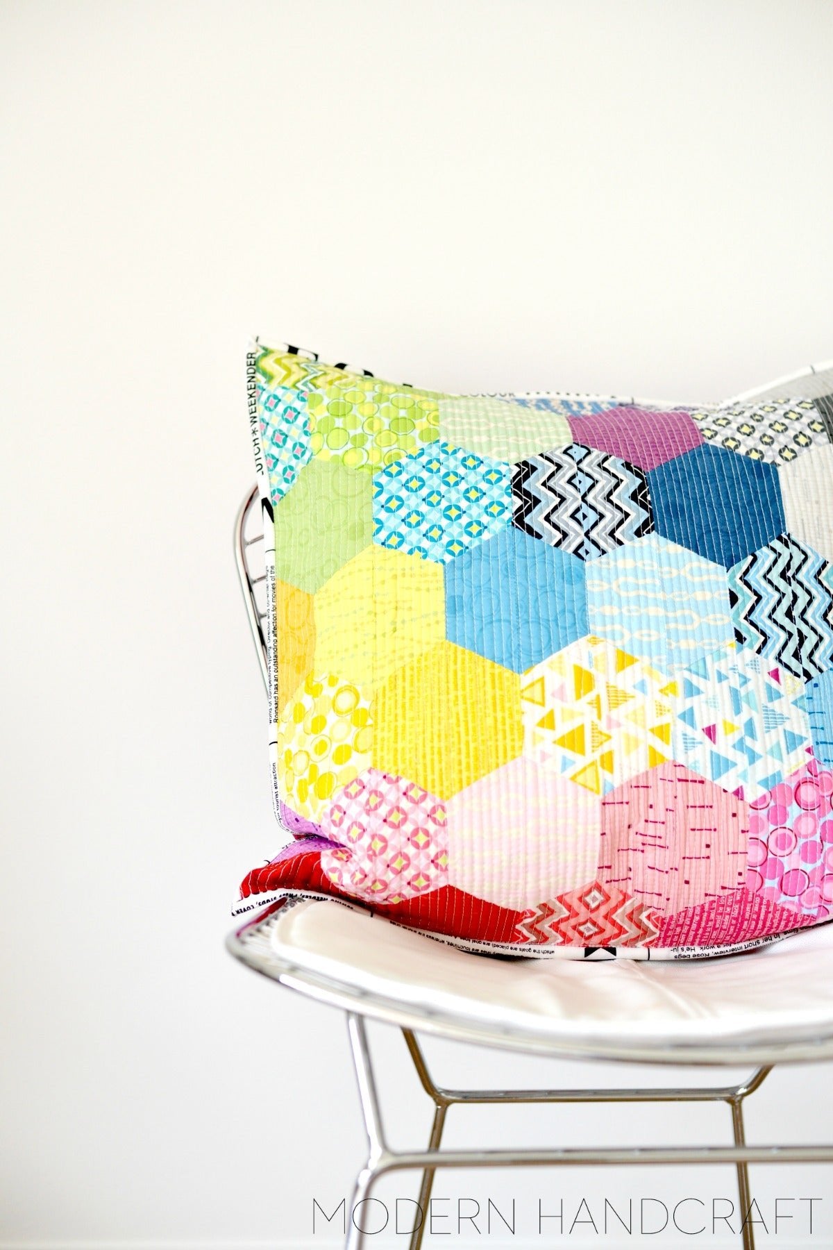 Rainbow Hexagon Pillow | modernhandcraft