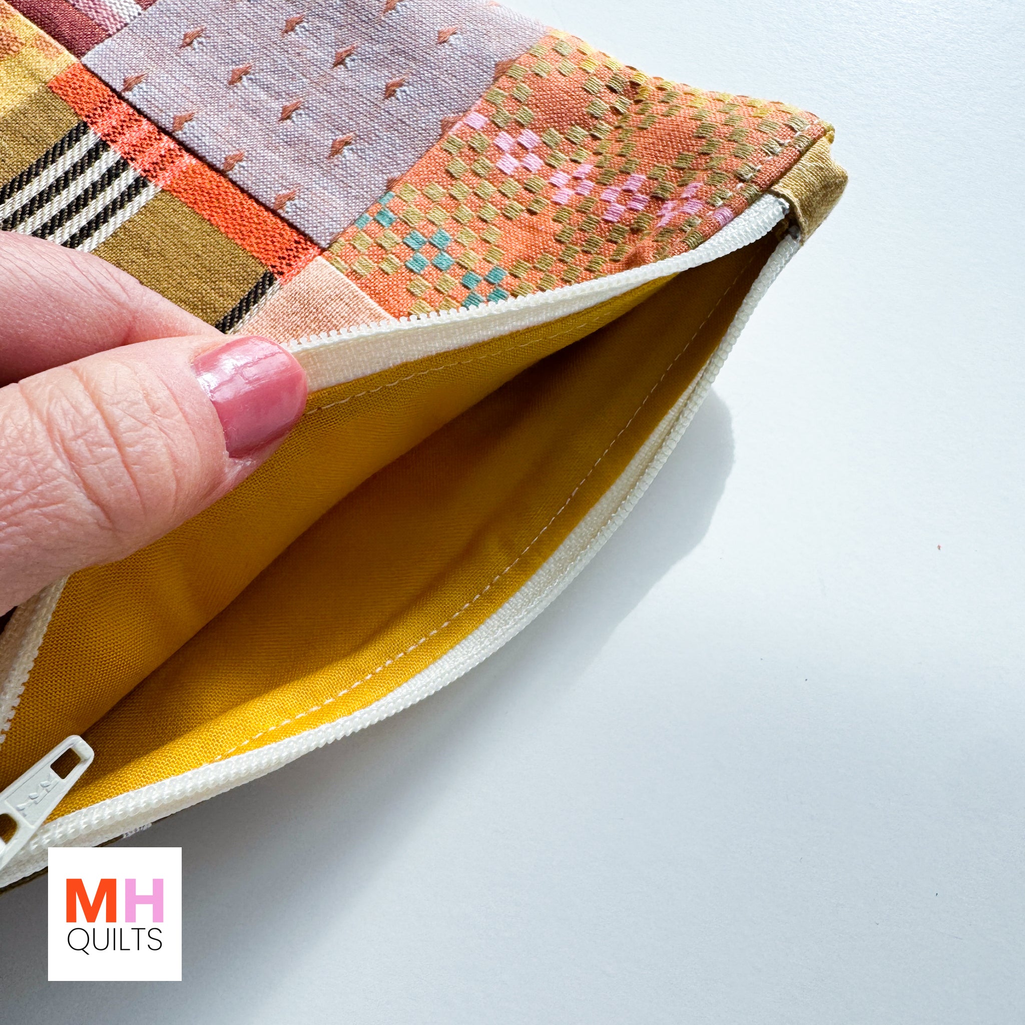 Patchwork Pouch #7 – modernhandcraft